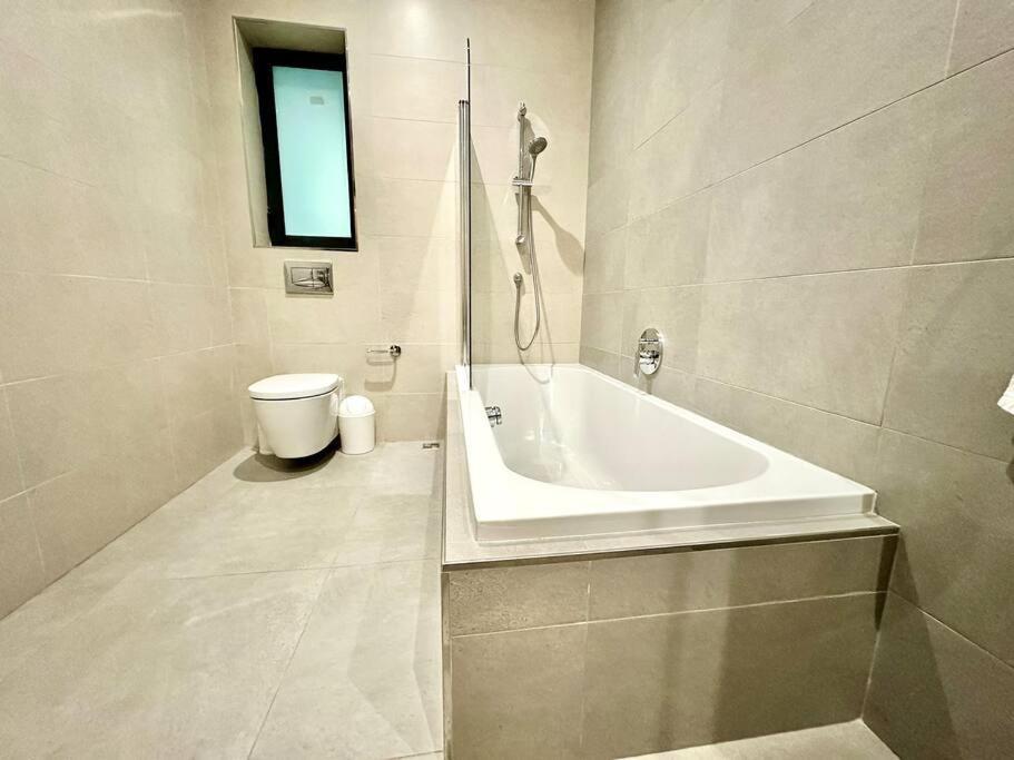 Stunning 2Br Apt In St Julians سانت جوليان المظهر الخارجي الصورة