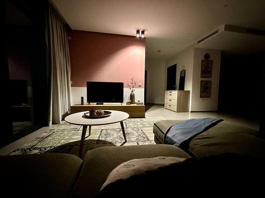 Stunning 2Br Apt In St Julians سانت جوليان المظهر الخارجي الصورة